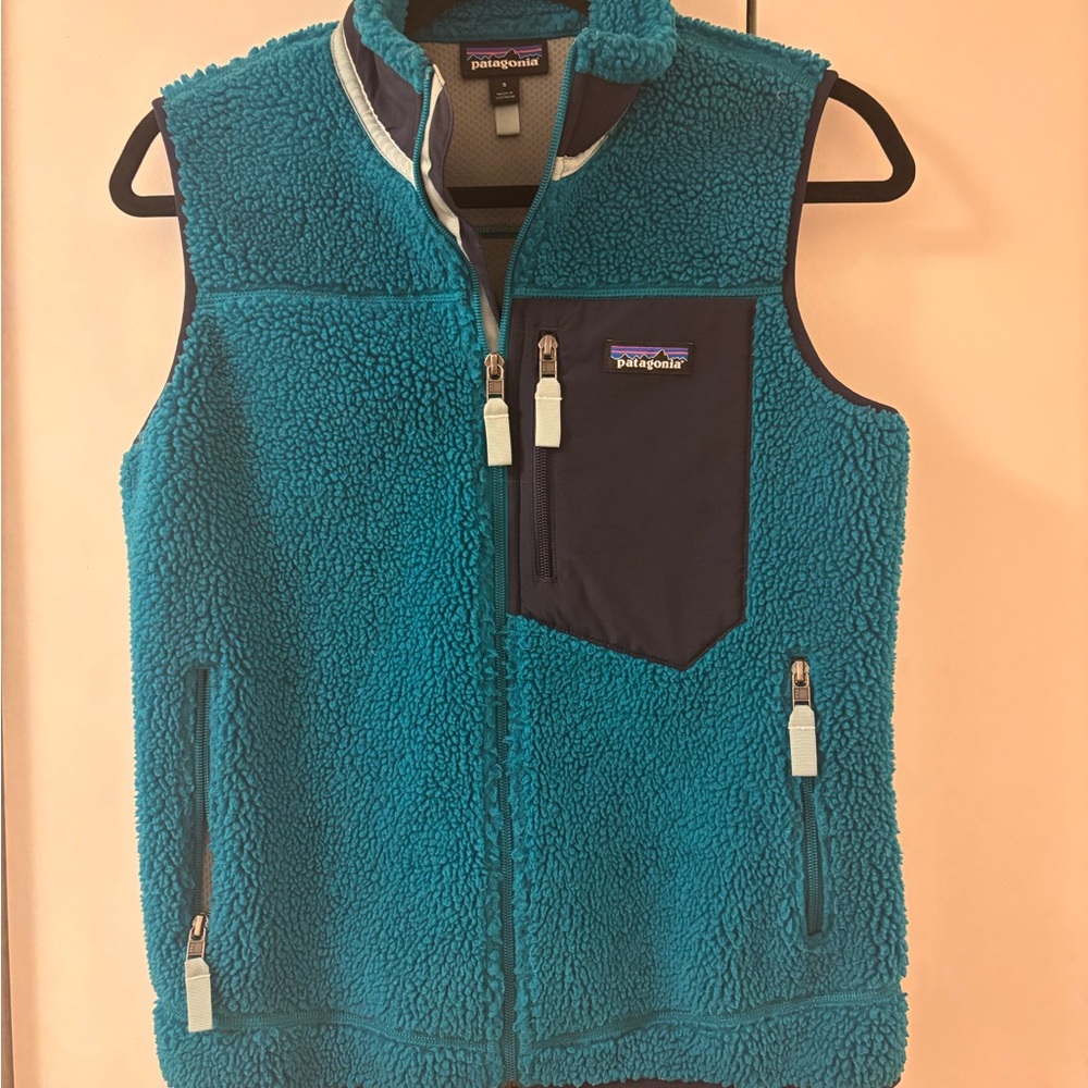 Patagonia Teal and Navy Fleece Vest